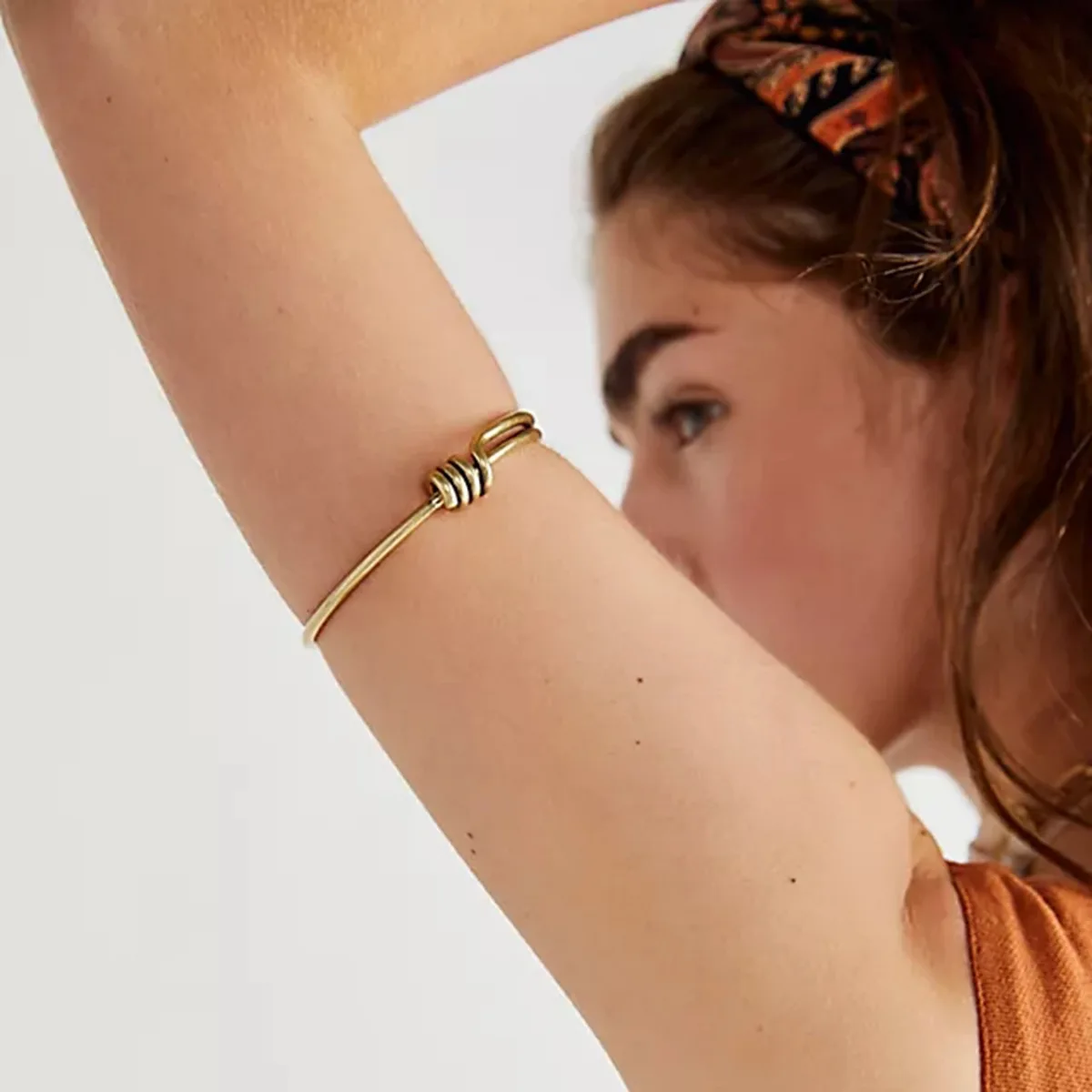 SimpleStyleVintageSilverColorBohemianArmbandForWomenNew