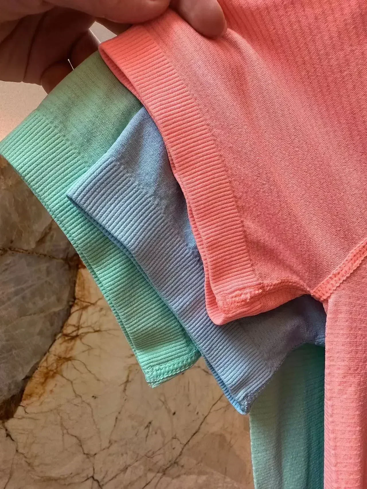 Рисунок 3 - Lulu-женская спортивная рубашка с коротким рукавом