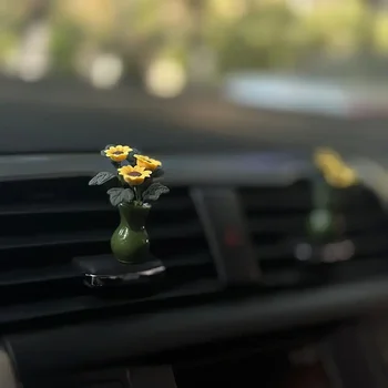 Cute Car Interior Decoration Mini Rose girasole vaso Auto Center Console decorazione ornamenti per accessori regali Auto