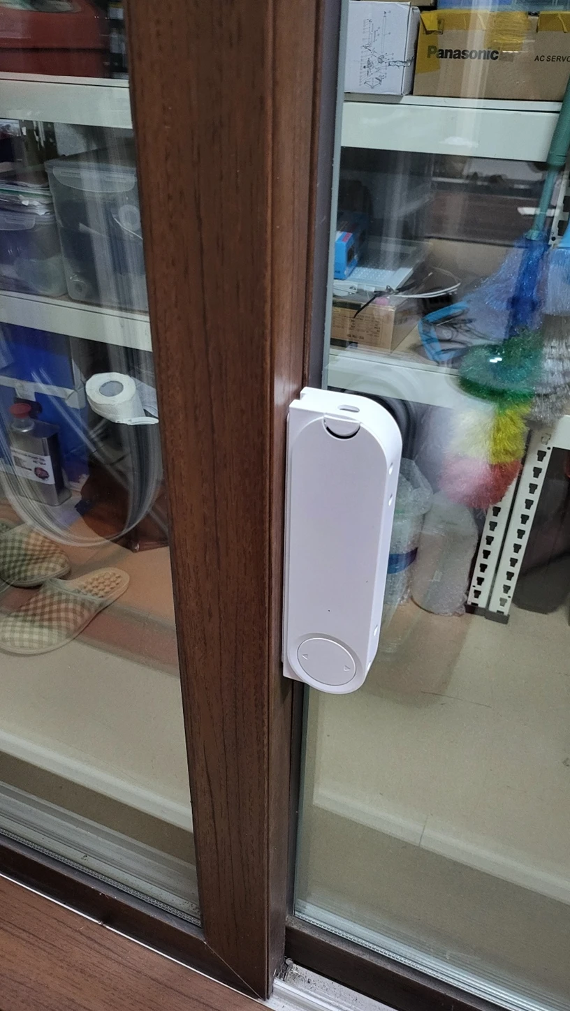 MOES Tuya ZigBee Smart Sliding Window Pusher Automatic Opener Closer Solar Charging App Remote Control Support Alexa Google Home photo review