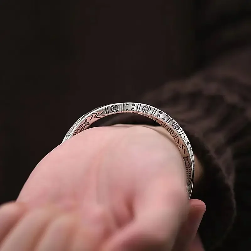 Vintage Silver Color Fish Sleeve Bracelet Ladies and Men Small Hand Twist Armband Casual Fashion Boho Jewelry