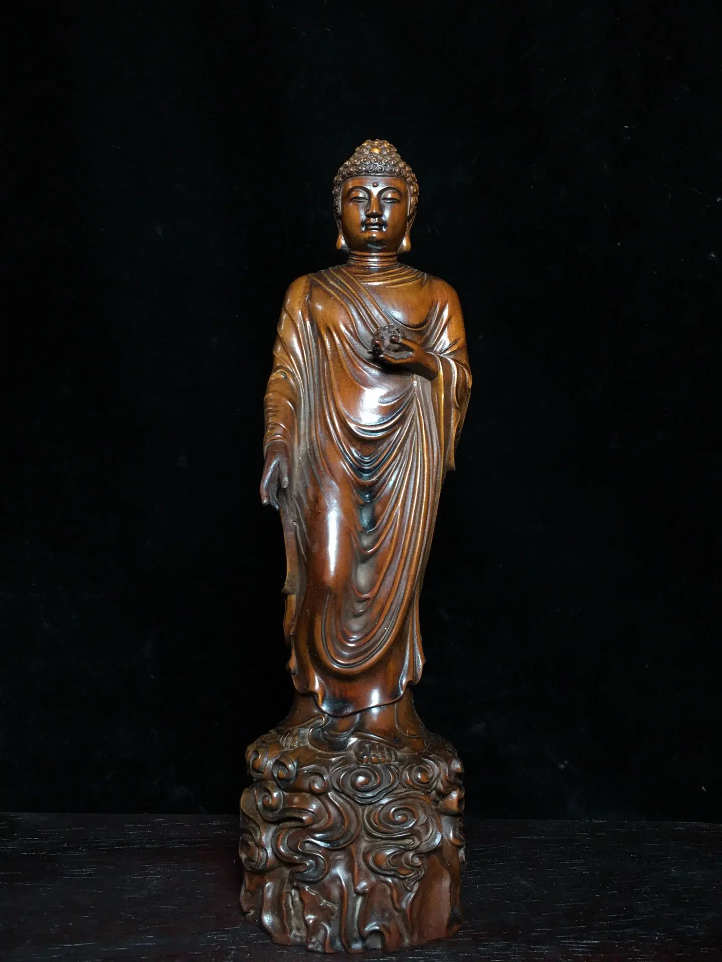 

22cm Antique Chinese boxwood handmade carving of Shakyamuni Buddha statue ornaments and handicrafts