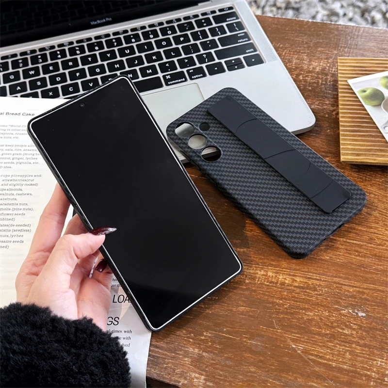 Premium Carbon Fiber Pattern Silicone Wrist Strap Case - Shockproof Hard PC Thin Cover