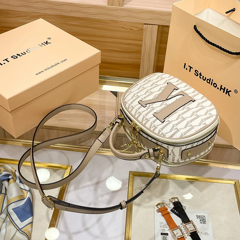 New Fashion Personality Trend Female Luxury Brand High capacity Multilayer Vintage Premium Small Square Camera Crossbody Bag