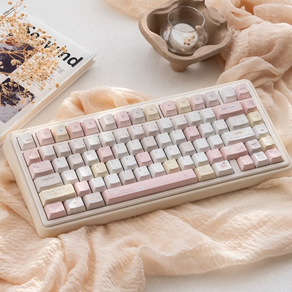 UR82 기계식 키보드 키트 무선 트라이 모드 가스켓 RGB 핫스왑 QMK/VIA 커스텀 75% 귀여운 소녀 오피스 게이밍 키보드 선물