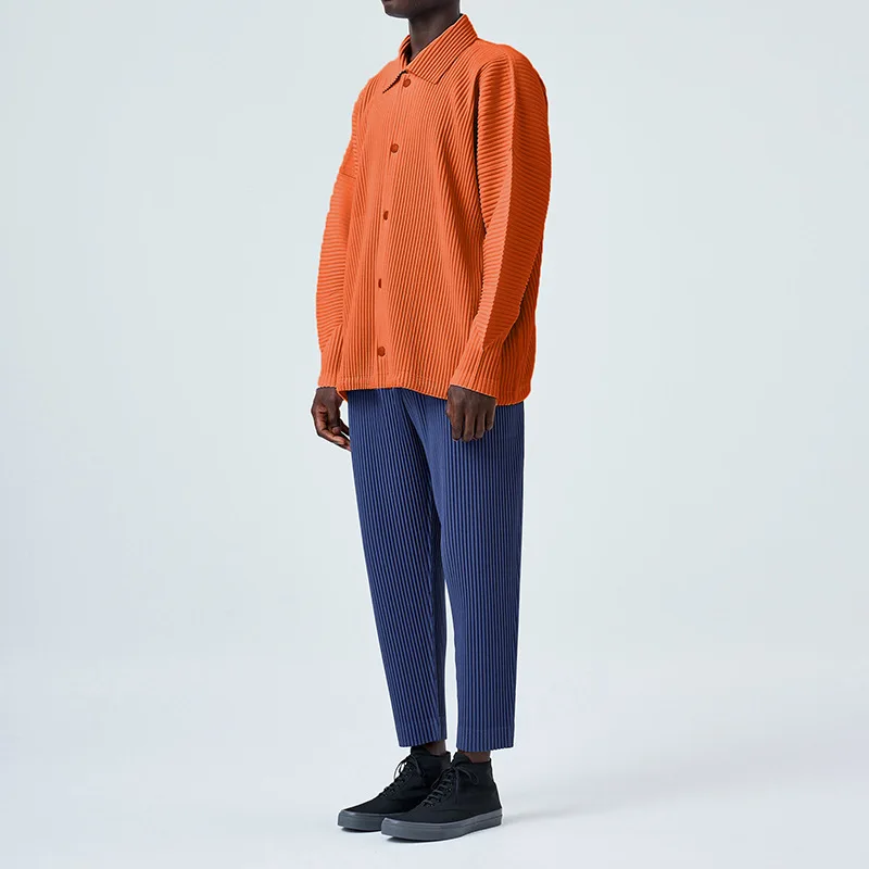 Miyake Folds 2024 Spring New Slim-fit Unisexual Wind Coat Long Sleeve Lapel Lined Pleated Cardigan Top Male 2