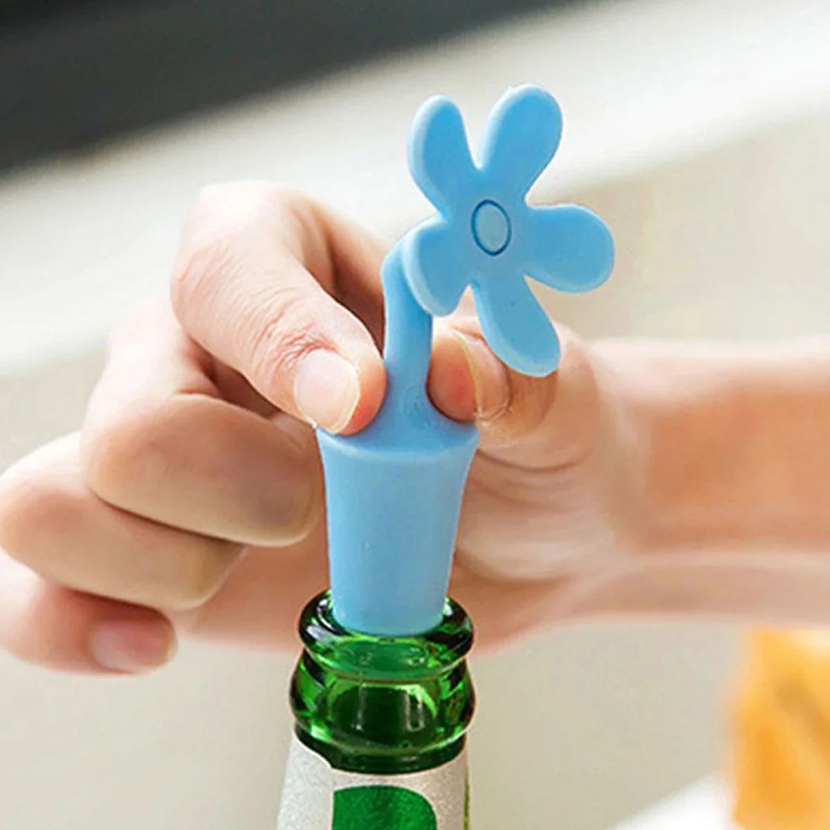 Silicone creative flower shaped wine bottle stopper durable reusable