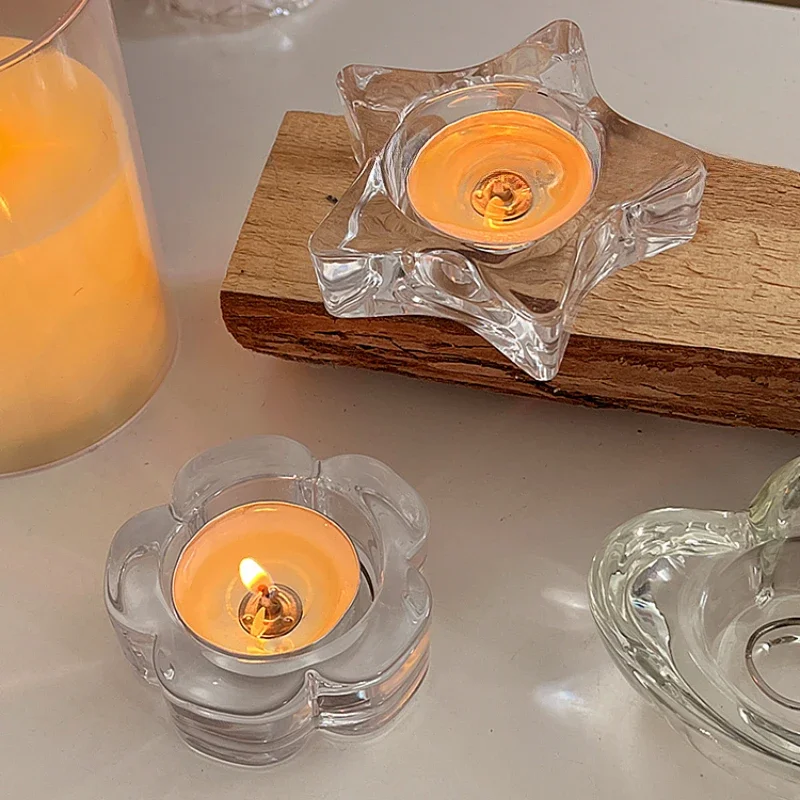 Flower Shaped Glass Candle Holder Small Tea Light Candlestick for Wedding Decor Luxury Table Accessories Modern Home Decoration