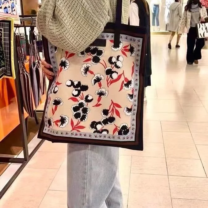 새로운 일본식 대형 캔버스 토트 백 여성 손으로 그린 ??자카드 숄더백 에코 쇼핑백 학생 핸드백