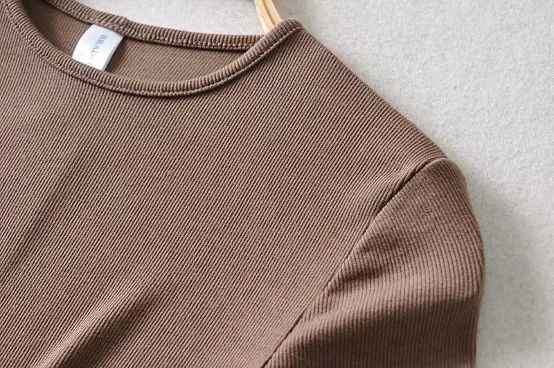 Moda Casual 2023 Estate Donna Slim Fit t-shirt attillata in cotone a maniche corte O-Collo tee Crop Tops688_voghion.com