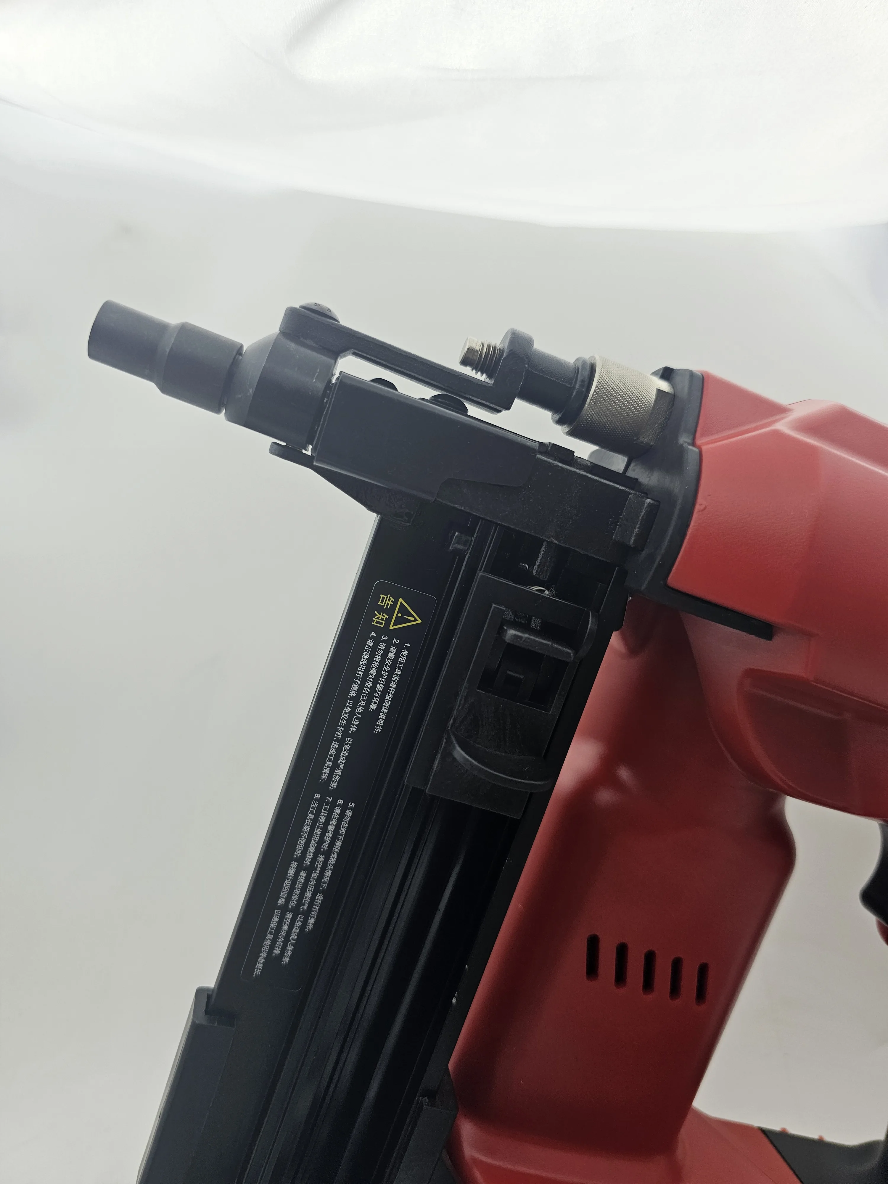 Li-ion Power cordless nailer  automatic  gun plastic strip nail gun for concrete and steel  MAKITA Battery suitable Red Color 3