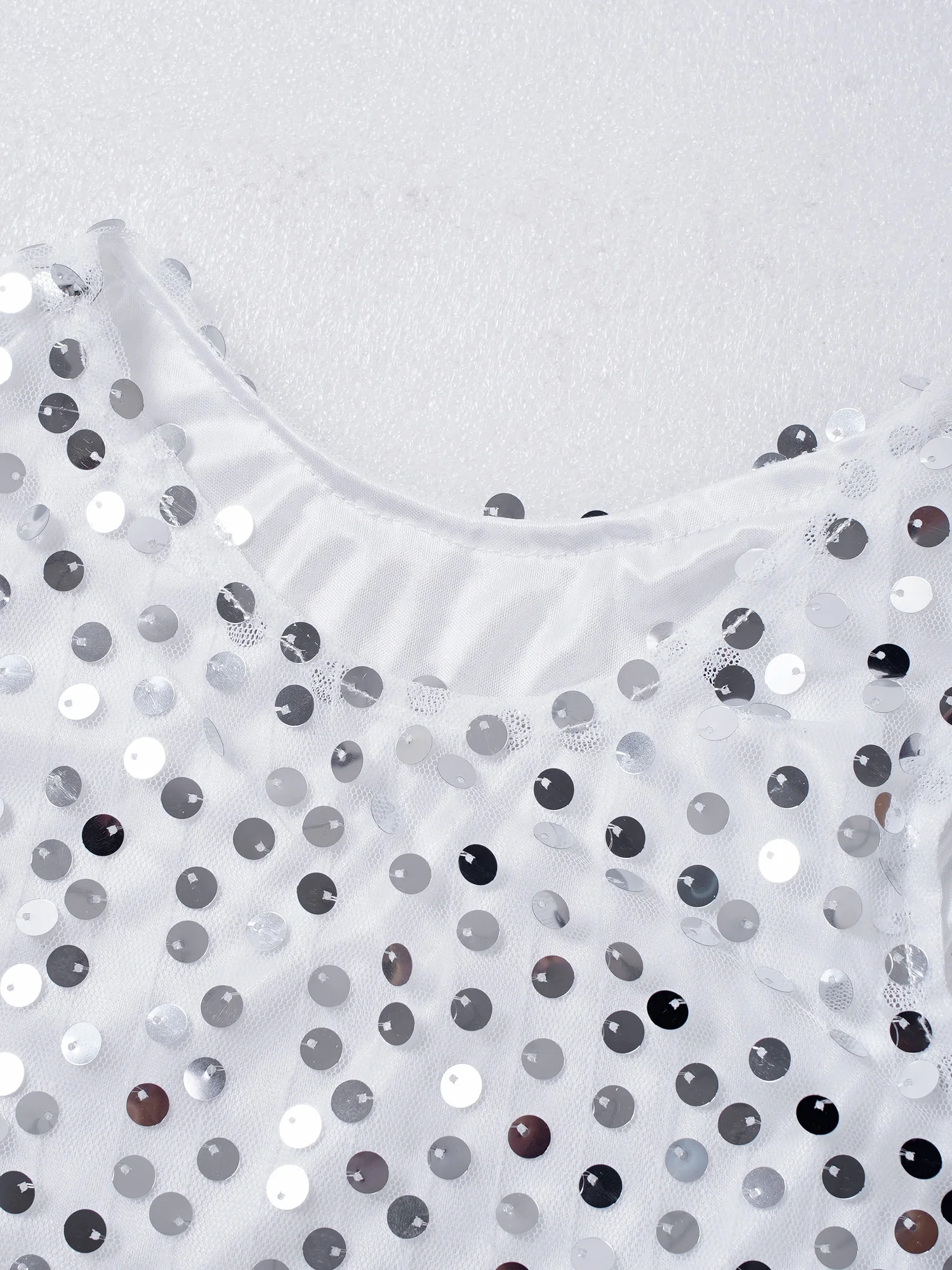 Kids Girls Sleeveless Shiny Sequins Solid Color Ballet Tops Vest Tank Dance Crop Top Stage Performance Costume Dancewear 2-10Y