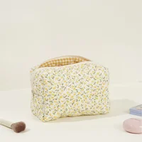Floral Puffy Quilted Large Makeup Bag Travel Cosmetic Pouch Flower Printed Storage Organizer Makeup Accessory 5