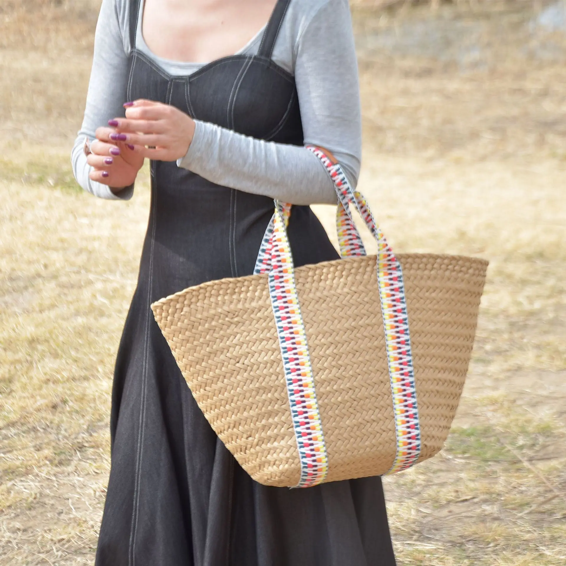 Ethnic Style Tote Bag with Large Capacity, Woven and Retro Handbag