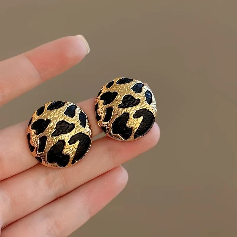 Fashion Bohemian Leopard Pattern Heart Stud Earring Mascot Ornaments for Women Valentine's Accessories Gift