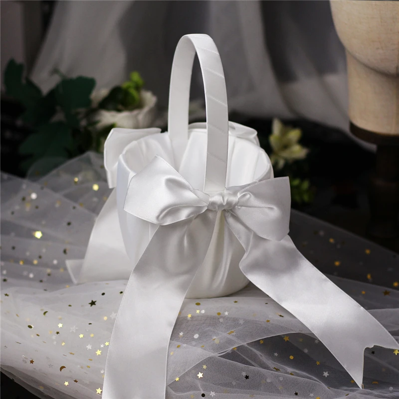 

Elegant Wedding Flower Girl Basket White Cute Satin Holder Ring Pillow Flower Storage Basket for Party Wedding Decoration