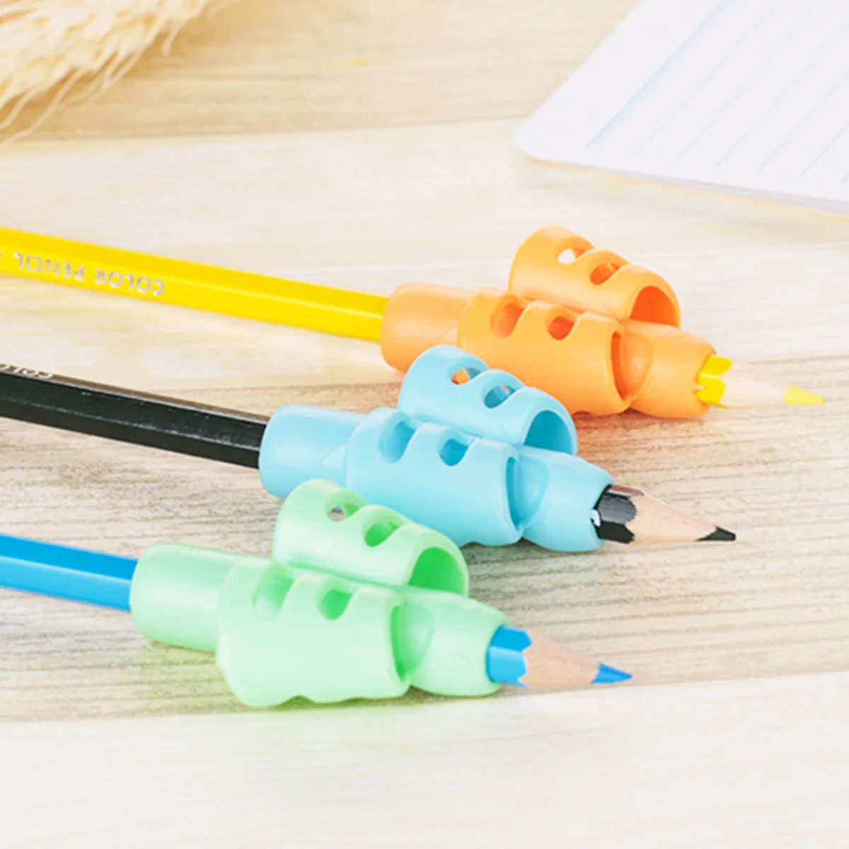 

3 Pcs Posture Correction Claw Pens Pencil Corrector Holder Fountain Cartoon Children