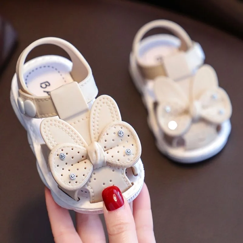 Kids sandals baby sandals kids shoes New Children's Slippers Summer Girls and Boys Bathroom Home Anti Slip Beach Shoes Soft Soled Baby Sandals