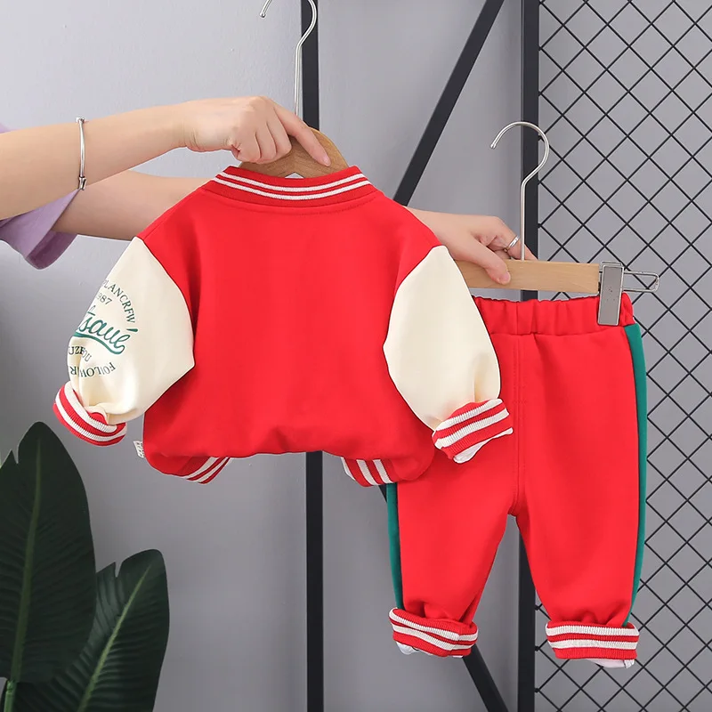 conjuntos de roupa para bebês