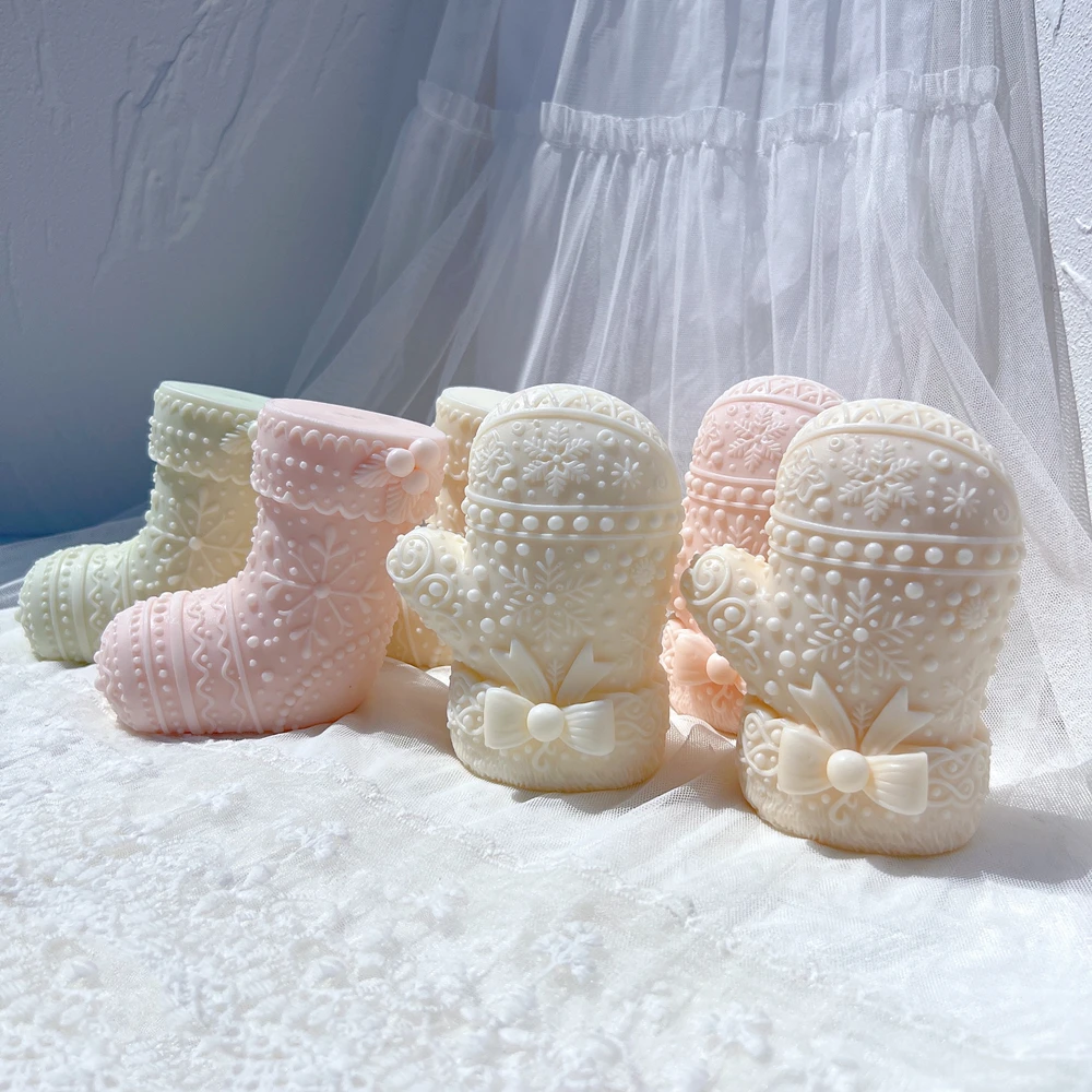 Description Picture 4 of itemGingerbread Christmas Stocking Silicone Candle Mold Xmas Gloves Silicone Mold Socks Soy Wax Silicone Mould Mittens Xmas Deco