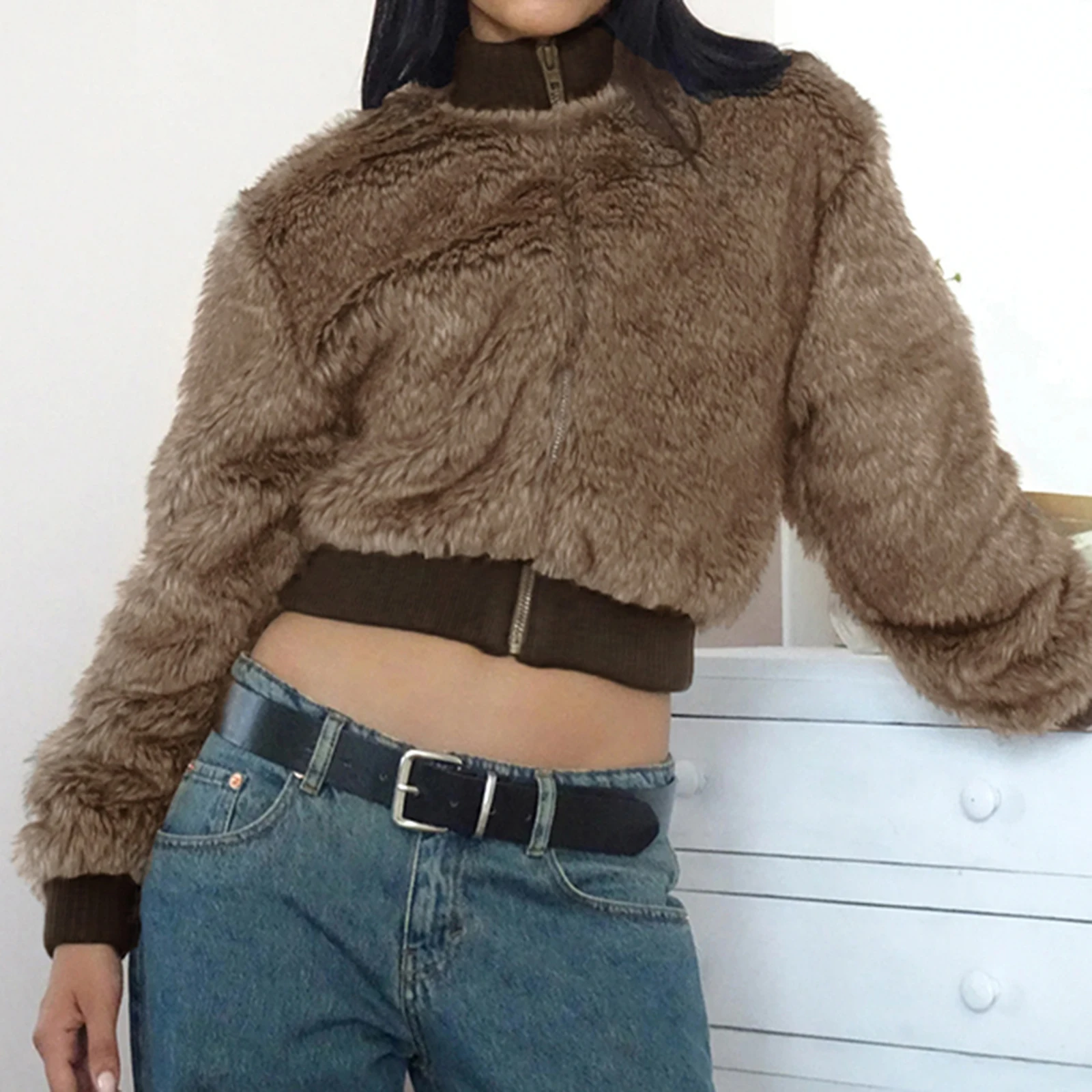 

Women's Fuzzy Fleece Short Jacket Plush Patchwork Stand Collar Sherpa Coat Winter Fashion Casual Outdoor Jacket Outerwear
