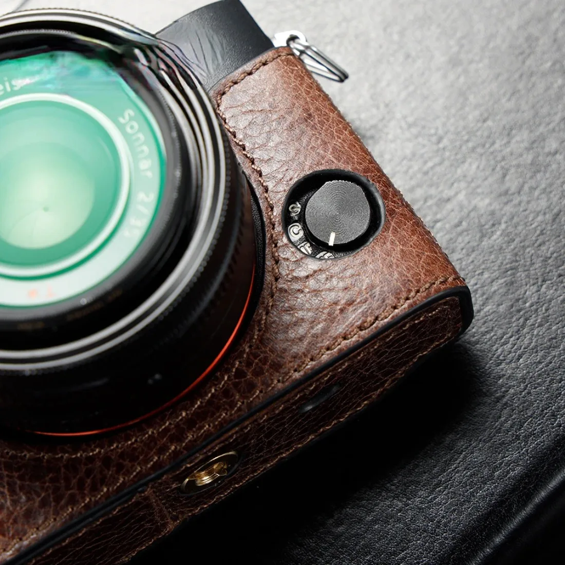 RX1RM2 【屋外使用なし】【美品】プロストラップ付き SONY RX1RM2 屋外使用なし 美品 プロストラップ付き SONY (ソニー