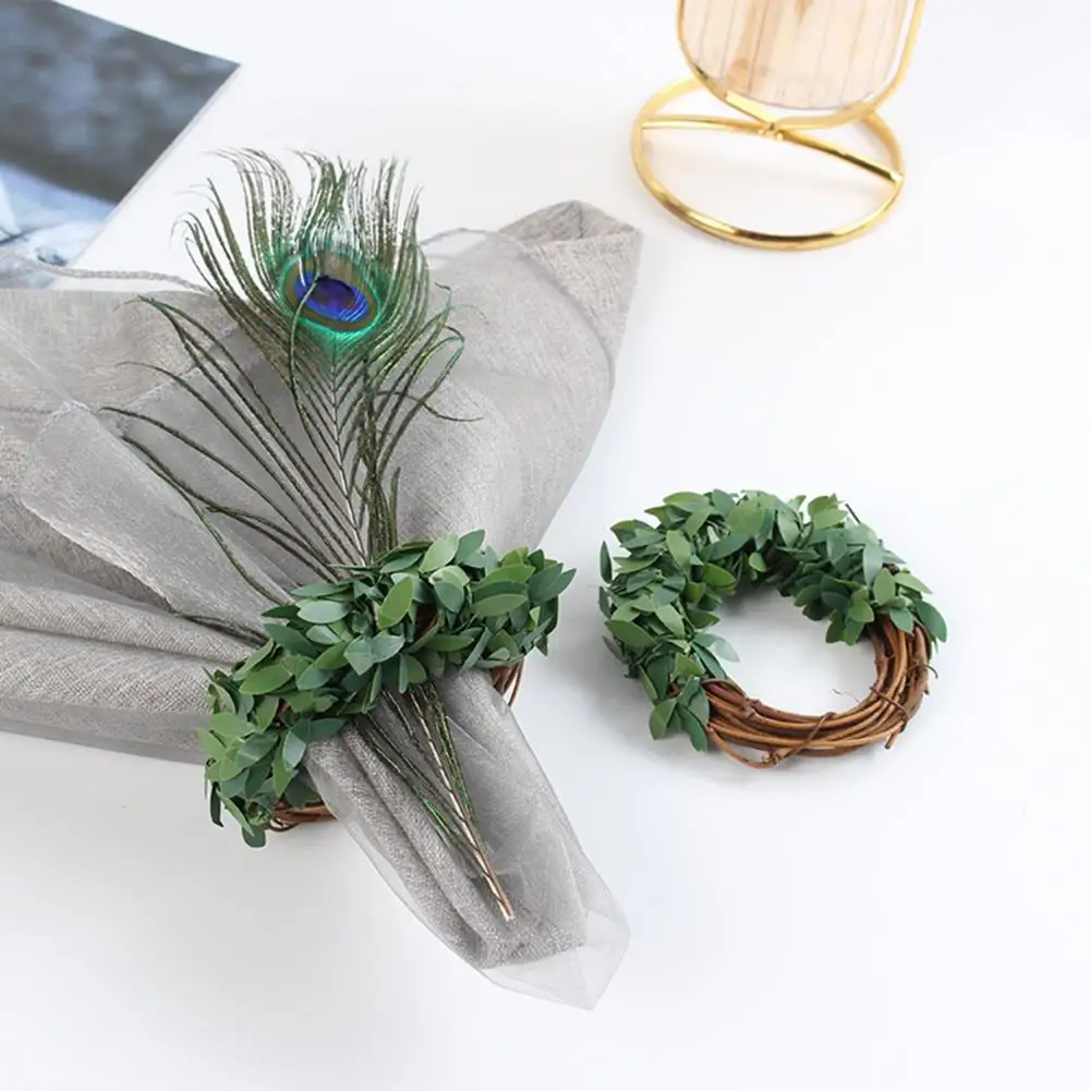

Christmas Napkin Rings Leaf Garland Napkin Rings Charming Rattan Napkin Rings with Fake Leaf Wreath Design for Farmhouse Holiday