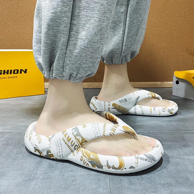 

Summer Brand Fashion Flip Flop Men High Quality Non-Slip Outdoor Beach Flip Flops Men Flat Casual Slippers Men Chinelo Masculino