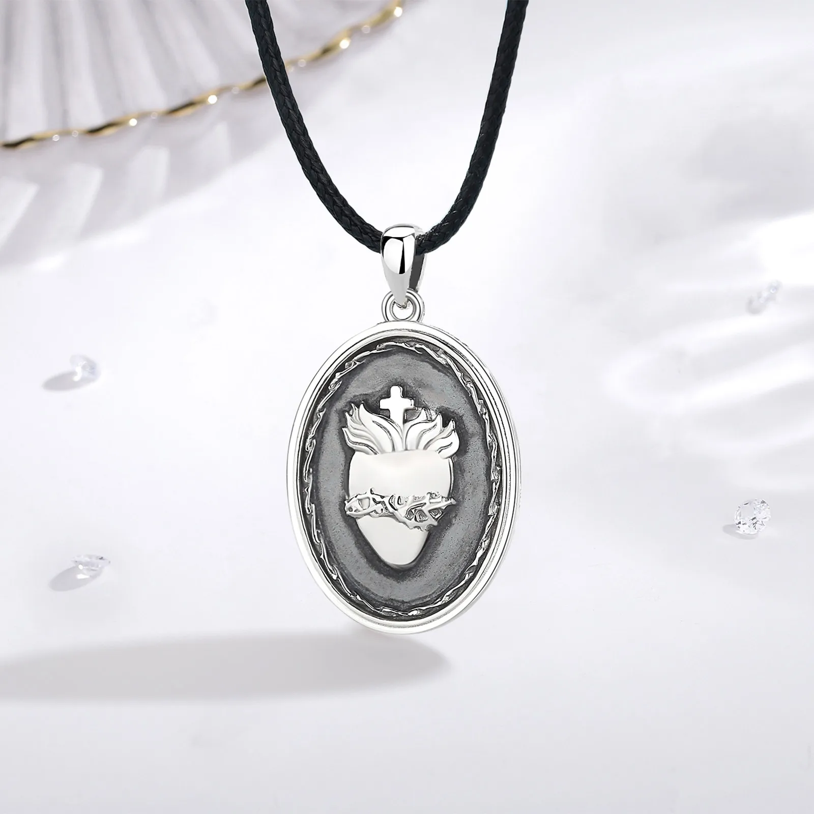 Eudora 925 Sterling Silver Jesus Necklace Sacred Heart Cross Christian Amulet Pendant Vintage Jewelry Personality Gift For Men
