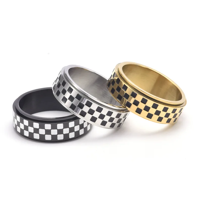 Checkered Gold-Plated Spinner Ring - Stylish Anxiety & Stress Relief Jewelry Gift