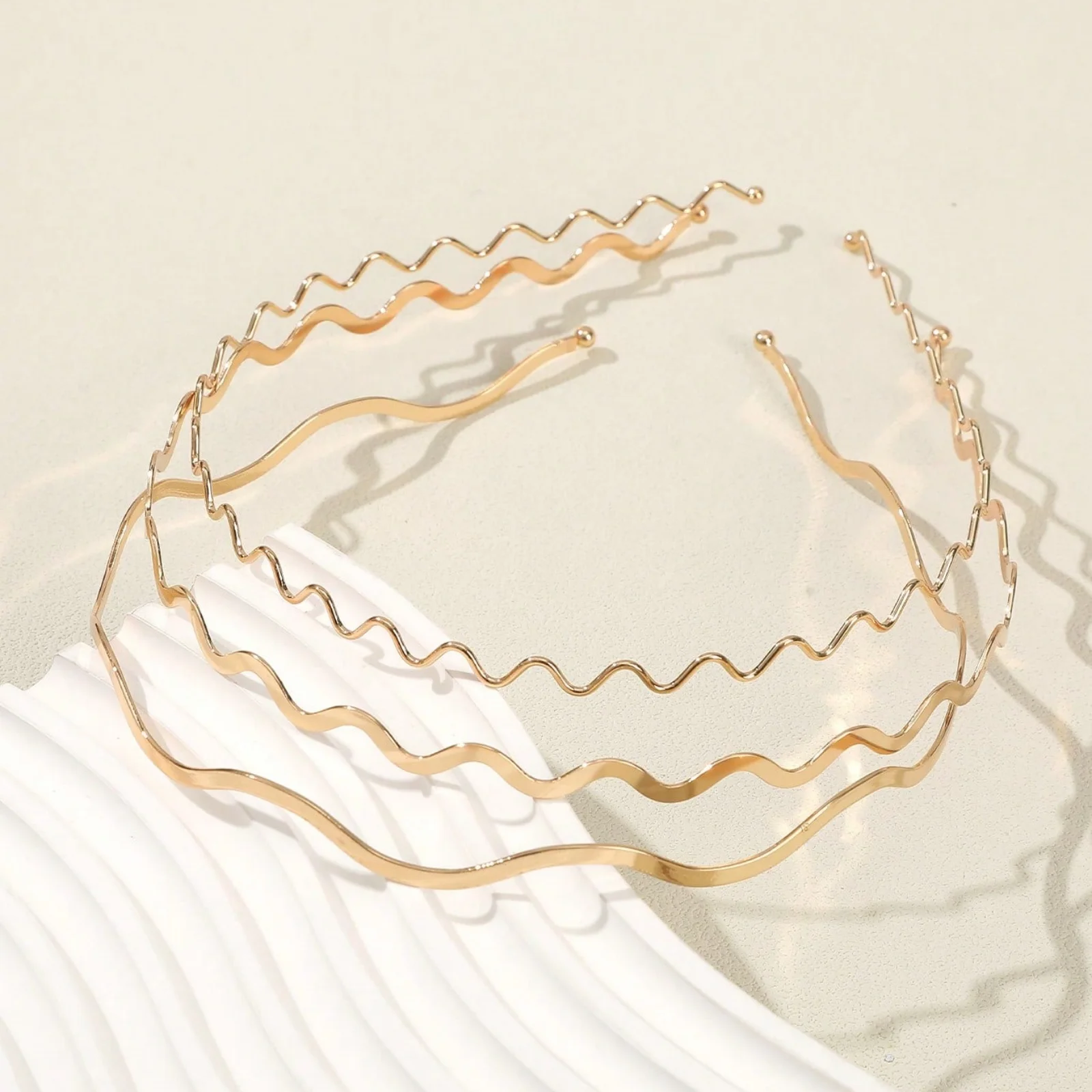 3PCS Women's Metal Gold Thin Wave Headbands, Minimalist & Practical Bang Hair Bands, Ultra-Minimalist Elegant Hair Accessories (