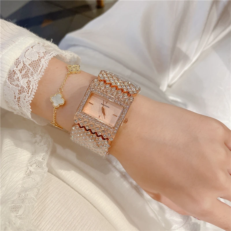 

Cacaxi Luxury Full Diamond Women Bracelet Watch Set Fashion Alloy Band Quartz Watches Relogio Feminino Montre Femme A241S