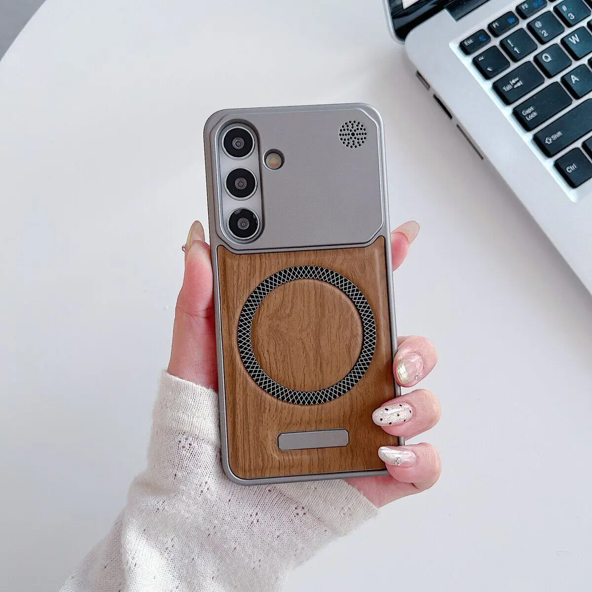Frameless Wood Magnetic Phone Case with Splicing Borderless Slim Design