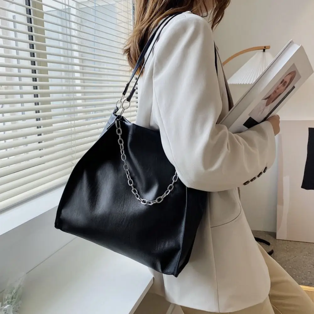Fashion PU Crossbody Bag With Pendant
