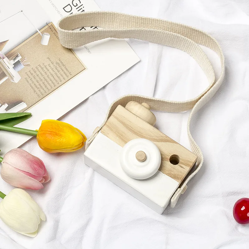 

Toy Camera Cute Cartoon Baby Wooden Toy Kids Creative Neck Camera Photography Prop Decoration Children Playing House Tool