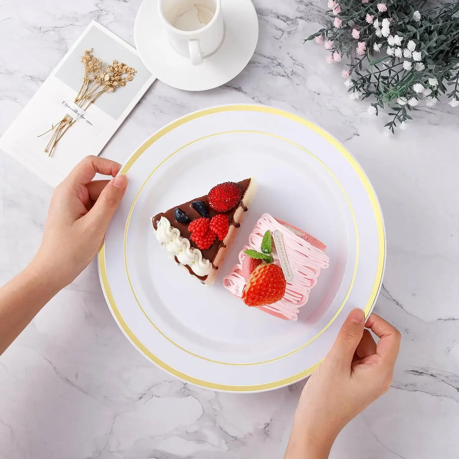 100PCS Gold Plastic Plate 10.25 Inch Disposable Dinner Plate Party with Gold Rim, Heavy Duty Disposable Plastic Plates for Party