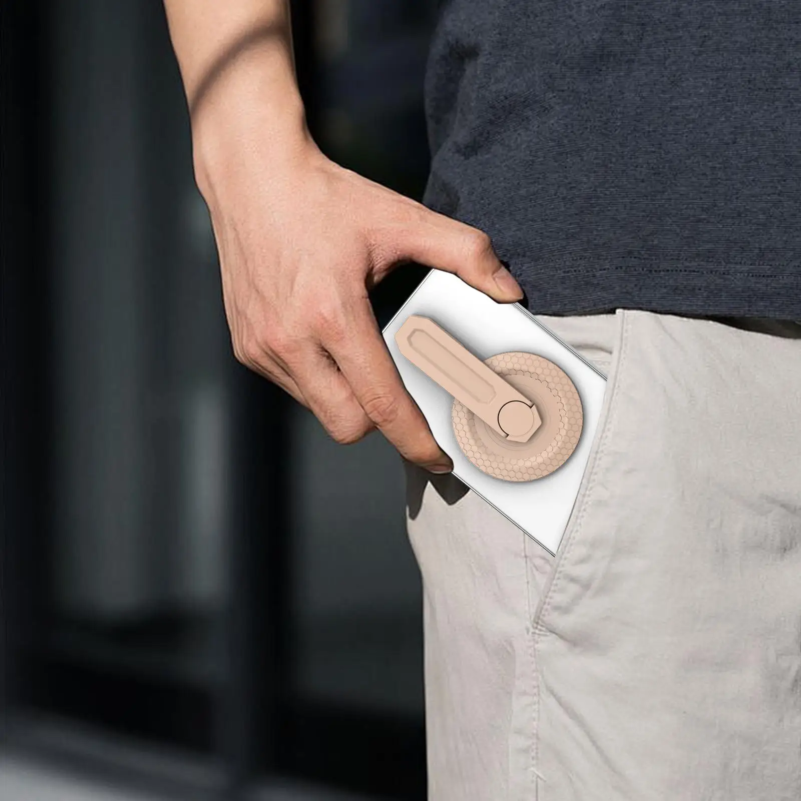 Magnetic 360° Rotation Gym Metal Phone Stand with Innovative Pressure-Relief Hinge Design