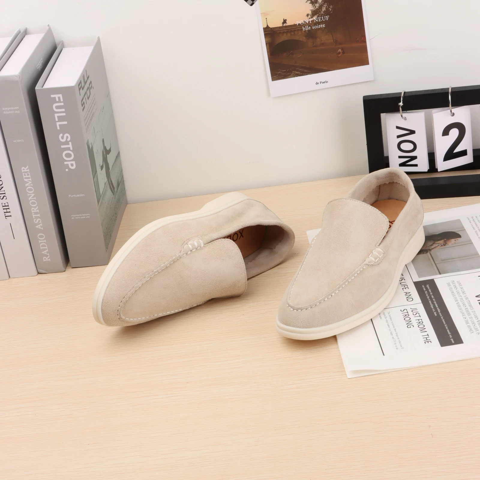 

Loafers Mocasines Shoes For Men 2023 Designer Luxury Sneakers Brown Suede Leather Flats Women Brand High Quality Blue Shoes