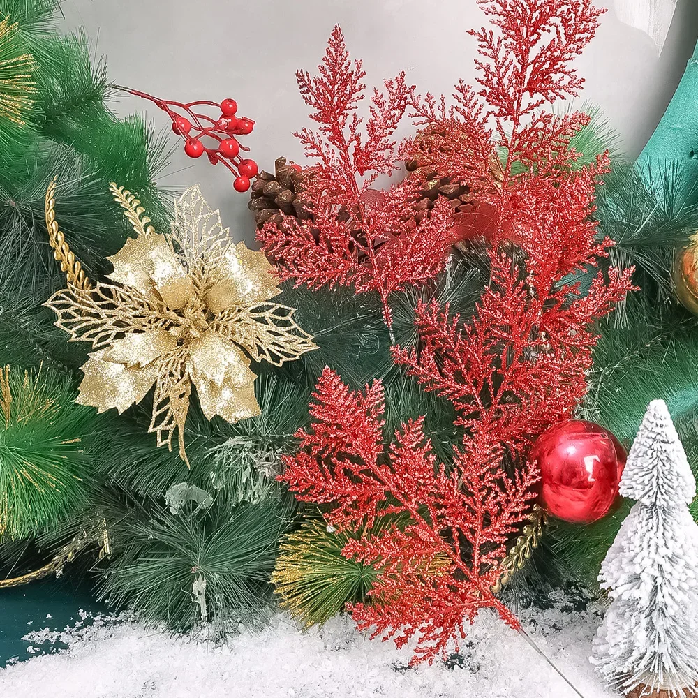 KOSHIFU 10 Rami Di Pino Natalizi Artificiali Oro Con Bacche Rosse - Decorazioni Floreali Per Albero, Centrotavola, Festa E Casa, DIY, 26cm