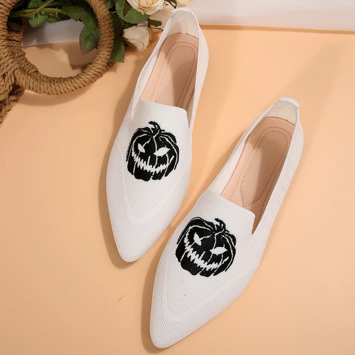 Women's Pointed Toe Flat Shoes Solid Color Knitted Slip-On Casual Breathable Ballet Flats Loafers Comfortable Footwear