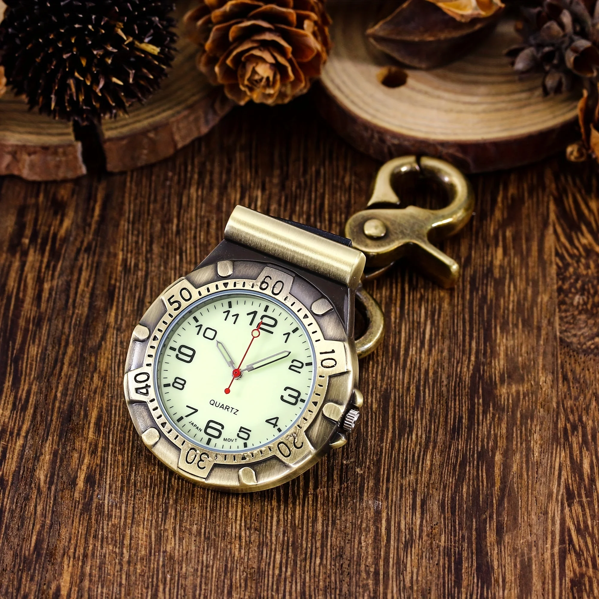 سلسلة مفاتيح ساعة رعاة البقر المضيئة ، مشبك تسلق ا...