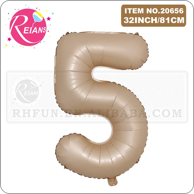 화려한 숫자 풍선으로 파티를 빛내세요!