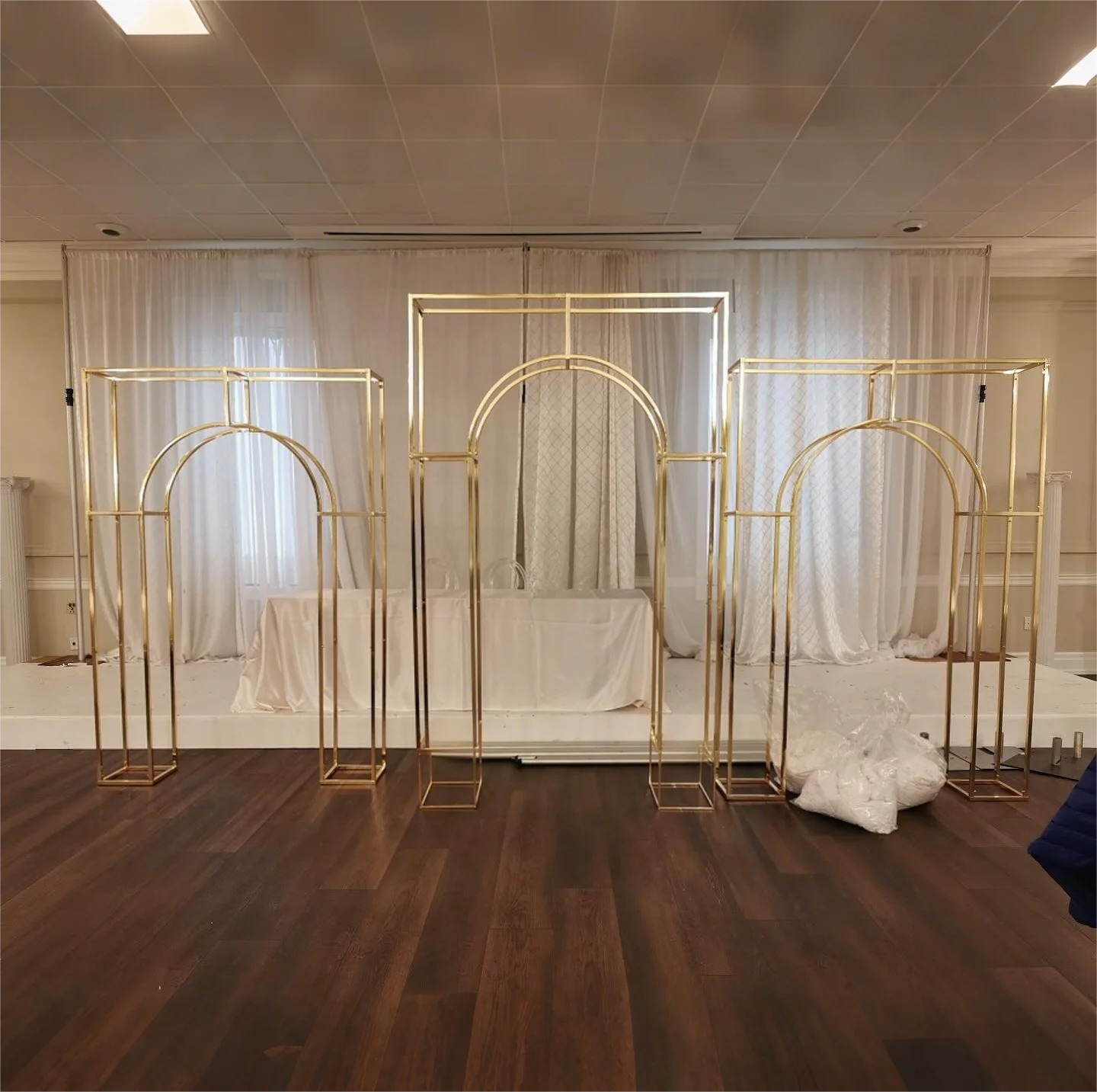 1/3pcs Luxury Geometric Wedding Arch Backdrop Stand Kit-Glittering Gold Floral Arrangement Frame, Outdoor Garden Party Decor