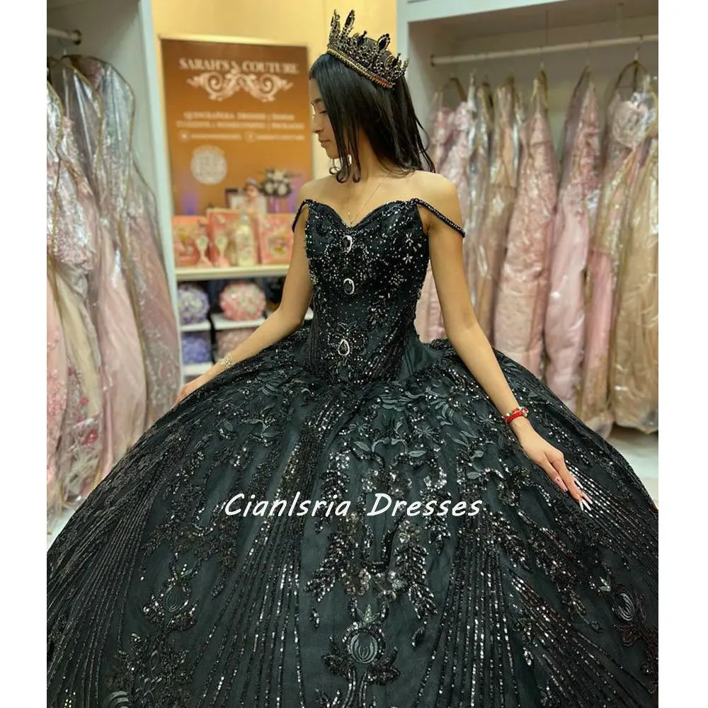 

Black Glitter Beading Pearls Mexican Quinceanera Dress Ball Gown Off The Shoulder Sequined Appliques Corset Vestidos De XV Anos