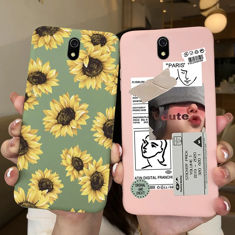 Stylish Shockproof Silicon Case with Butterfly and Avocado Heart Design - Cool Girl Edition