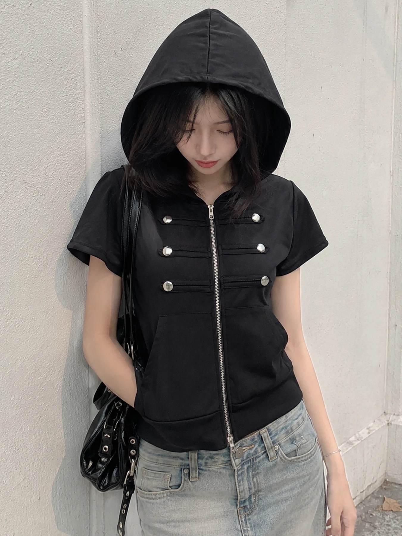 Koreanisches Sommer-Hoodie mit Reißverschluss und kurzen Ärmeln, mit Taschen, süßes und cooles doppelreihiges Retro-Top im Spicy-Girl-Stil.