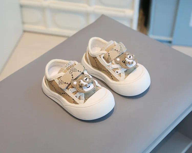 S8b3c4002a63845138bdf3d2d97e18189F