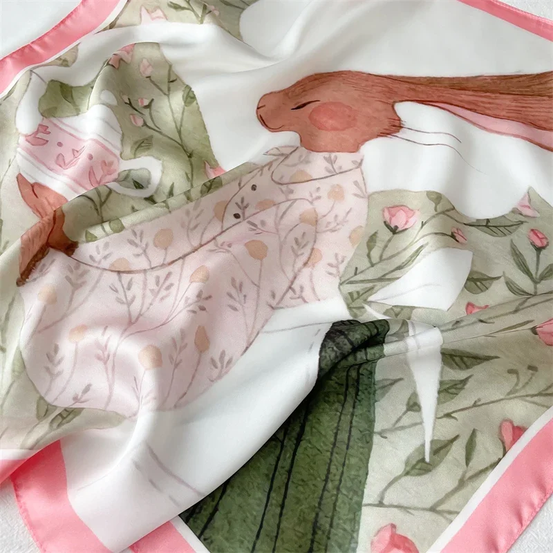 Рисунок 5 - Женский квадратный шарф