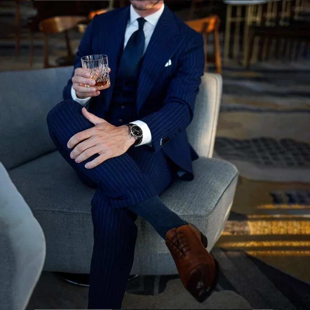 

Chic Stripes Suits for Men Formal Business Casual Wedding Groom Tuxedo 3 Piece Set Fashion Peak Lapel Costume Homme Slim 2024
