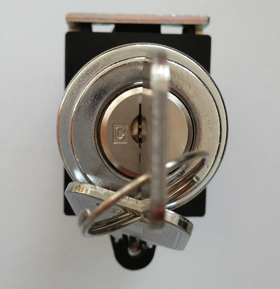 

New original FUJI 5 POSITION Rotary Selector Switches AK22-1M5407JC with key